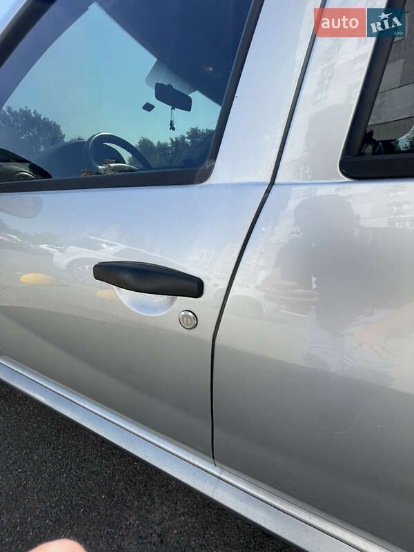 Позашляховик / Кросовер Dacia Sandero StepWay 2010 в Києві фото 24 Позашляховик / Кросовер Dacia Sandero StepWay 2010 в Києві