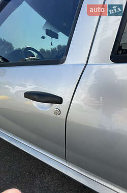 Внедорожник / Кроссовер Dacia Sandero StepWay 2010 в 