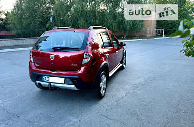 Внедорожник / Кроссовер Dacia Sandero StepWay 2012 в Виннице