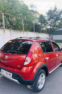 Позашляховик / Кросовер Dacia Sandero StepWay 2010 в Полтаві