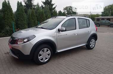 Позашляховик / Кросовер Dacia Sandero StepWay 2011 в Добропіллі