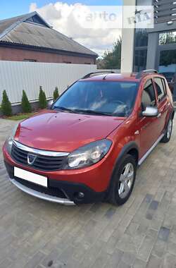 Внедорожник / Кроссовер Dacia Sandero StepWay 2011 в Христиновке