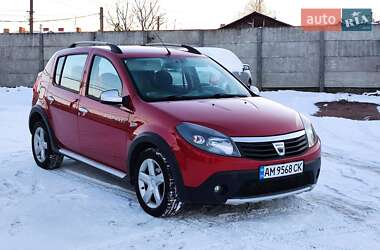 Позашляховик / Кросовер Dacia Sandero StepWay 2012 в Бердичеві