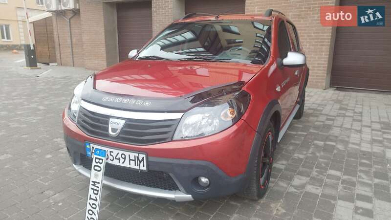 Позашляховик / Кросовер Dacia Sandero StepWay 2011 в Бердичеві