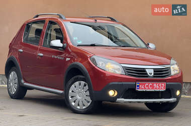 Внедорожник / Кроссовер Dacia Sandero StepWay 2009 в Самборе