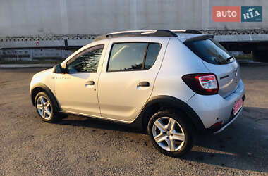 Внедорожник / Кроссовер Dacia Sandero StepWay 2014 в Ровно