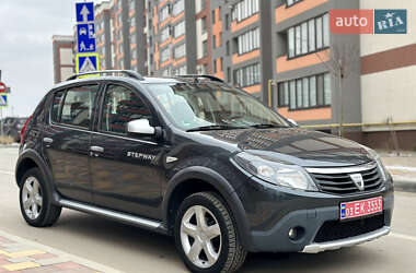 Внедорожник / Кроссовер Dacia Sandero StepWay 2011 в Тернополе