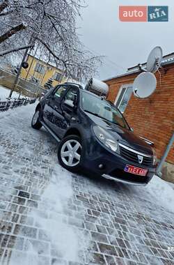 Внедорожник / Кроссовер Dacia Sandero StepWay 2011 в Полтаве