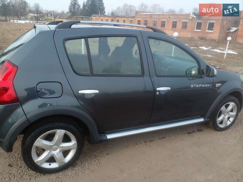 Dacia Sandero StepWay 2011