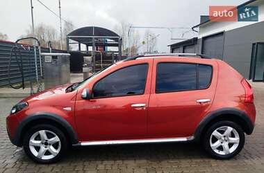 Внедорожник / Кроссовер Dacia Sandero StepWay 2010 в 
