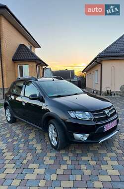 Внедорожник / Кроссовер Dacia Sandero StepWay 2012 в 