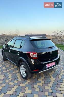 Внедорожник / Кроссовер Dacia Sandero StepWay 2012 в 