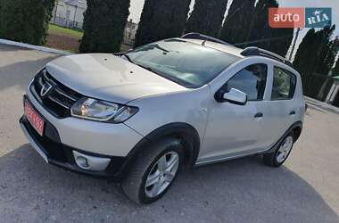 Внедорожник / Кроссовер Dacia Sandero StepWay 2015 в 