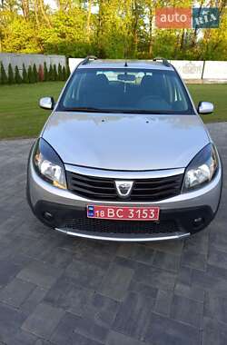 Позашляховик / Кросовер Dacia Sandero StepWay 2010 в Луцьку