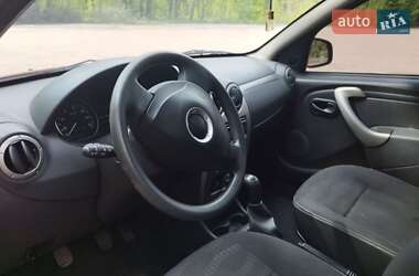 Внедорожник / Кроссовер Dacia Sandero StepWay 2011 в 