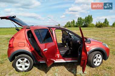 Внедорожник / Кроссовер Dacia Sandero StepWay 2010 в 