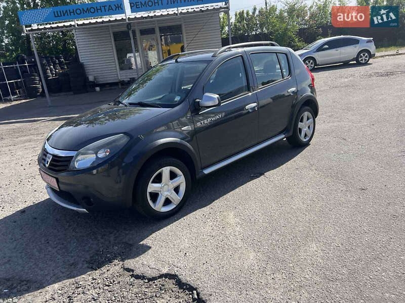 Позашляховик / Кросовер Dacia Sandero StepWay 2010 в Запоріжжі