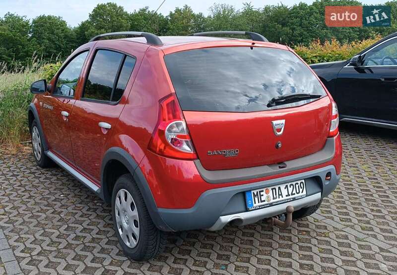 Внедорожник / Кроссовер Dacia Sandero StepWay 2010 в Киеве