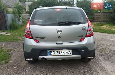 Внедорожник / Кроссовер Dacia Sandero StepWay 2010 в 