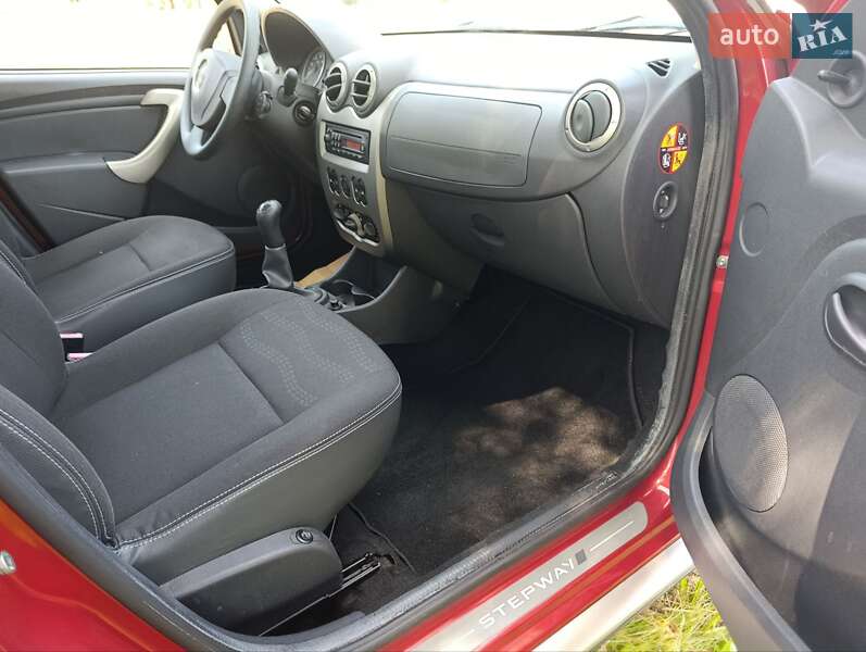 Внедорожник / Кроссовер Dacia Sandero StepWay 2011 в Харькове