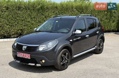 Внедорожник / Кроссовер Dacia Sandero StepWay 2010 в Слобожанском