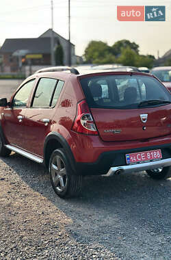 Позашляховик / Кросовер Dacia Sandero StepWay 2009 в 