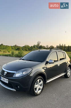 Внедорожник / Кроссовер Dacia Sandero StepWay 2011 в Изяславе