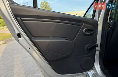 Внедорожник / Кроссовер Dacia Sandero StepWay 2011 в 