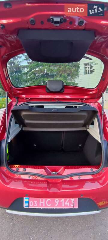Внедорожник / Кроссовер Dacia Sandero StepWay 2013 в Черкассах
