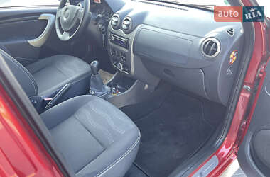 Внедорожник / Кроссовер Dacia Sandero StepWay 2011 в 