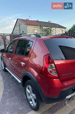 Внедорожник / Кроссовер Dacia Sandero StepWay 2011 в 
