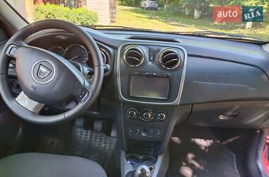 Внедорожник / Кроссовер Dacia Sandero StepWay 2014 в 
