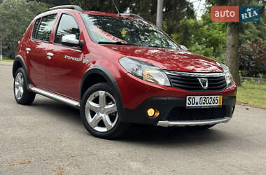Внедорожник / Кроссовер Dacia Sandero StepWay 2012 в Умани