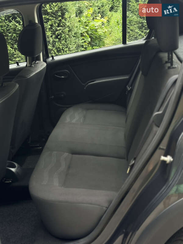 Внедорожник / Кроссовер Dacia Sandero StepWay 2011 в Умани