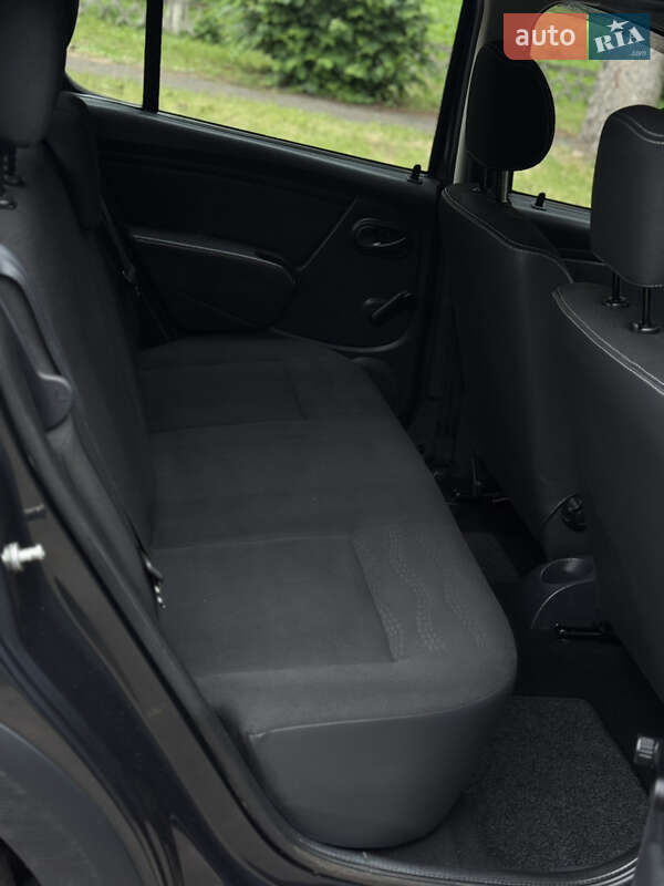 Внедорожник / Кроссовер Dacia Sandero StepWay 2011 в Умани