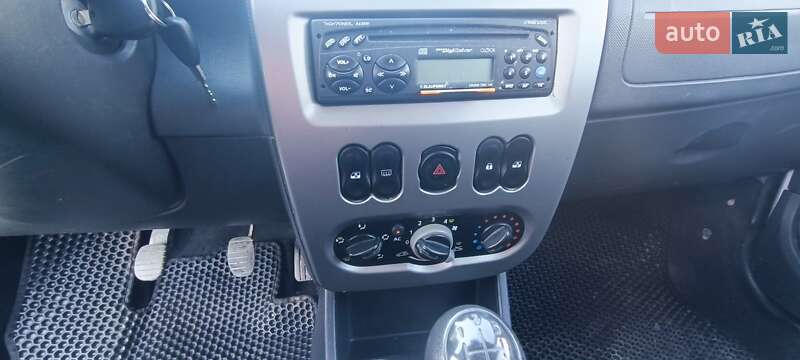Внедорожник / Кроссовер Dacia Sandero StepWay 2011 в Ровно