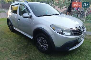 Внедорожник / Кроссовер Dacia Sandero StepWay 2010 в 