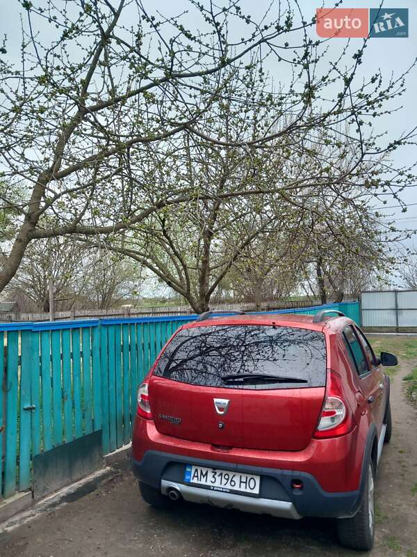 Внедорожник / Кроссовер Dacia Sandero StepWay 2010 в Житомире