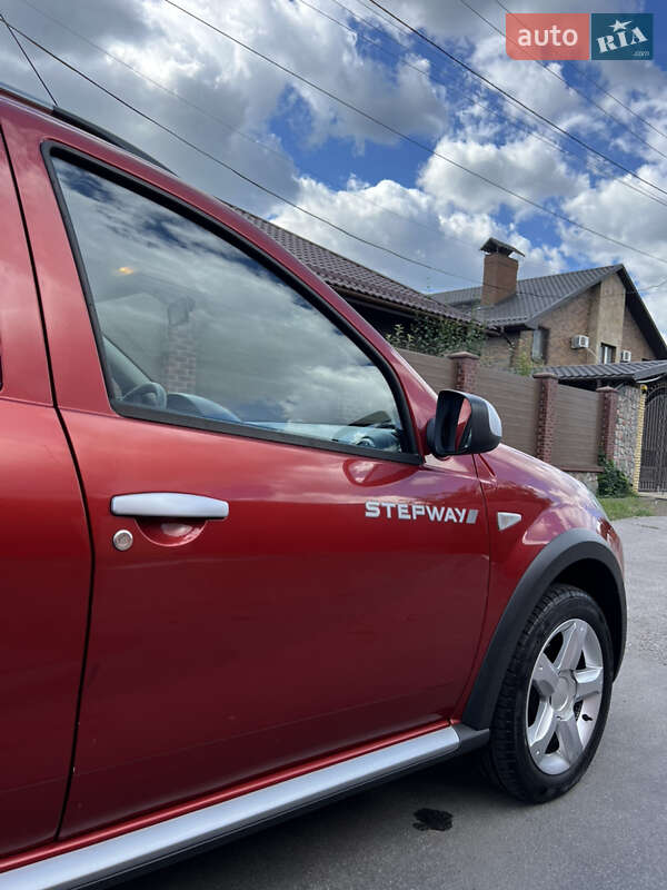 Внедорожник / Кроссовер Dacia Sandero StepWay 2010 в Кременчуге