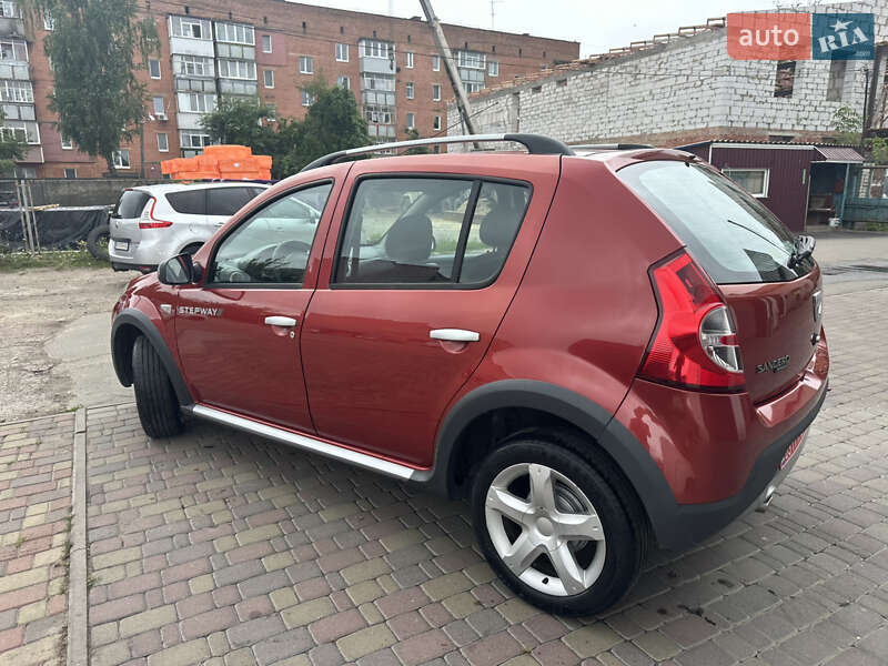 Внедорожник / Кроссовер Dacia Sandero StepWay 2010 в Нежине