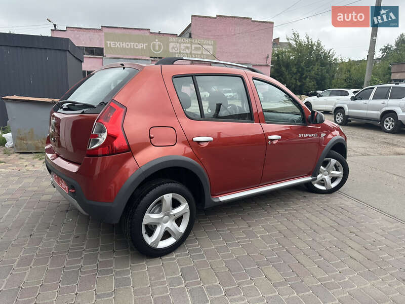 Внедорожник / Кроссовер Dacia Sandero StepWay 2010 в Нежине