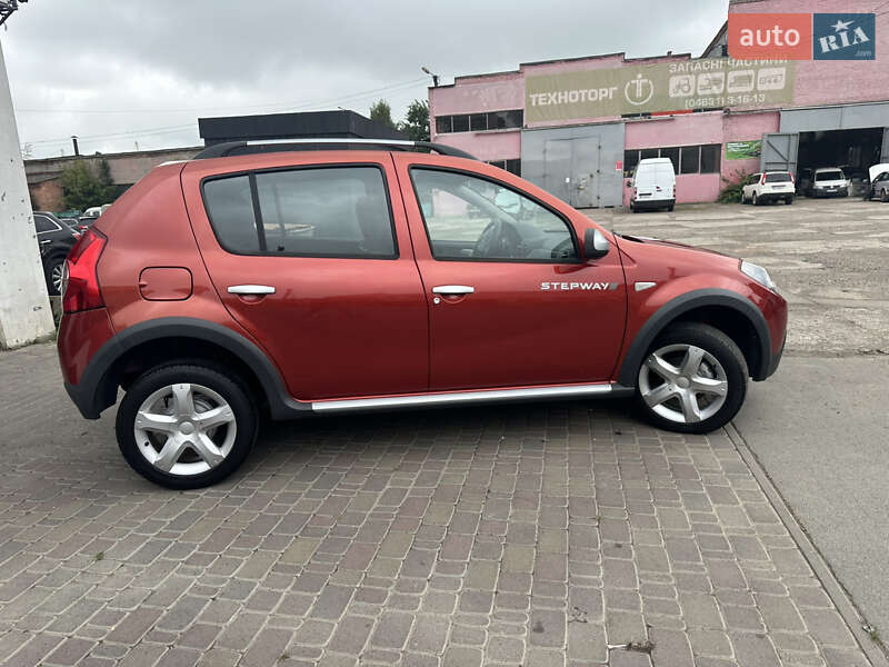 Внедорожник / Кроссовер Dacia Sandero StepWay 2010 в Нежине