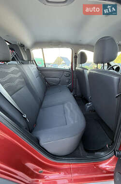 Внедорожник / Кроссовер Dacia Sandero StepWay 2009 в 