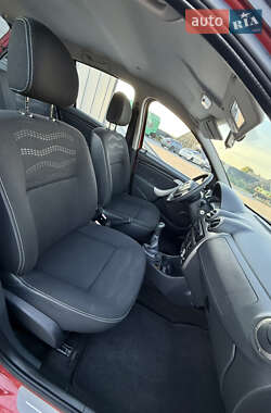 Внедорожник / Кроссовер Dacia Sandero StepWay 2009 в 