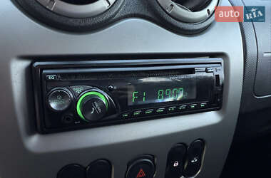 Внедорожник / Кроссовер Dacia Sandero StepWay 2009 в 
