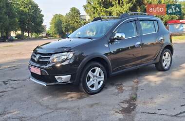 Внедорожник / Кроссовер Dacia Sandero StepWay 2013 в Новоархангельске