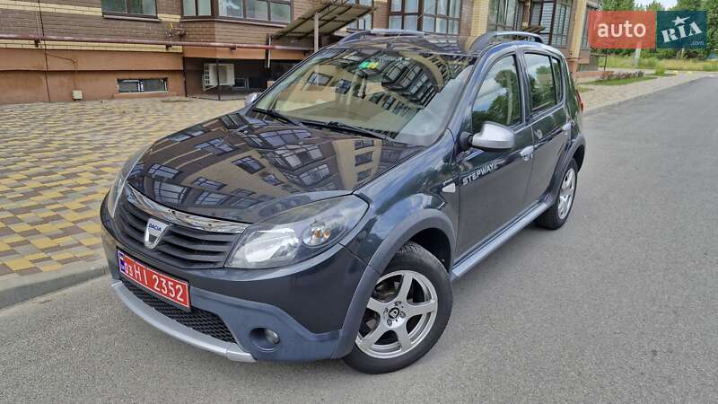 Внедорожник / Кроссовер Dacia Sandero StepWay 2010 в Чернигове