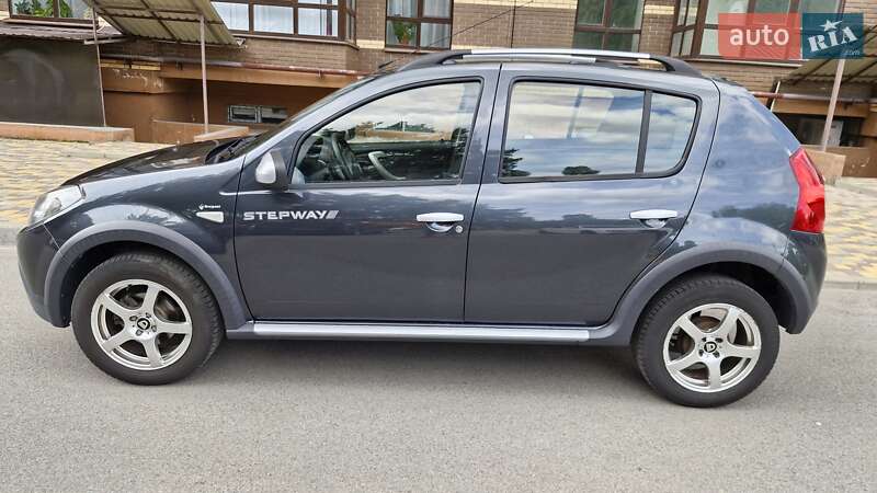 Внедорожник / Кроссовер Dacia Sandero StepWay 2010 в Чернигове
