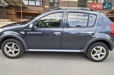 Внедорожник / Кроссовер Dacia Sandero StepWay 2010 в 