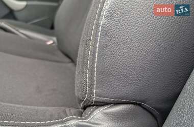 Внедорожник / Кроссовер Dacia Sandero StepWay 2010 в 